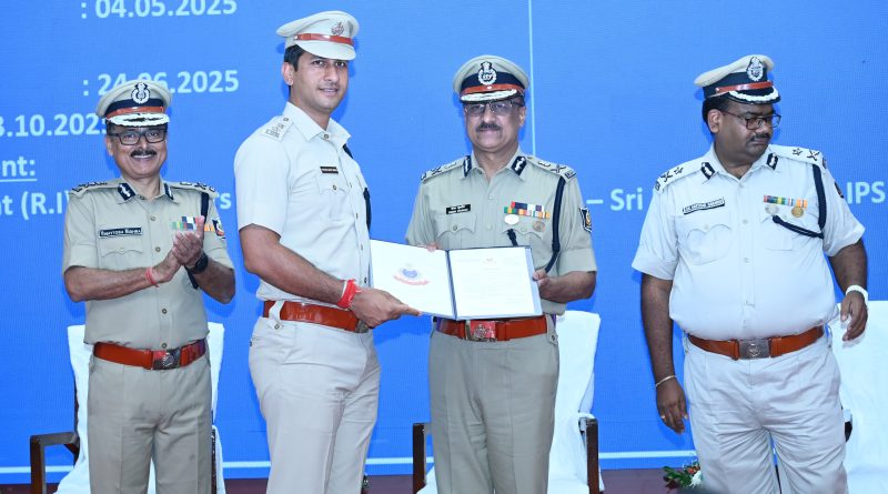 ପୁରୀ ଏସ୍‌.ପି ଶ୍ରୀ ପ୍ରତୀକ ସିଂ ସମ୍ମାନିତ