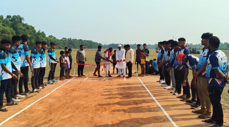 ଜିଲ୍ଲାସ୍ତରୀୟ ବଂଶୀଧର ଦଳାଇ ମେମୋରିଆଲ କ୍ରିକେଟ୍ ଟୁର୍ଣ୍ଣାମେଣ୍ଟ ଉଦଘାଟିତ